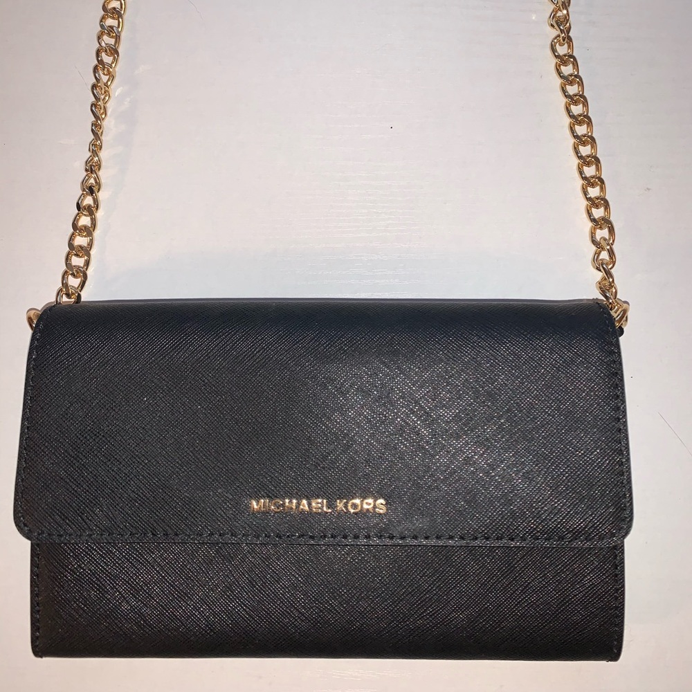 MICHAEL MICHAEL KORS		
Crossbody Wallet